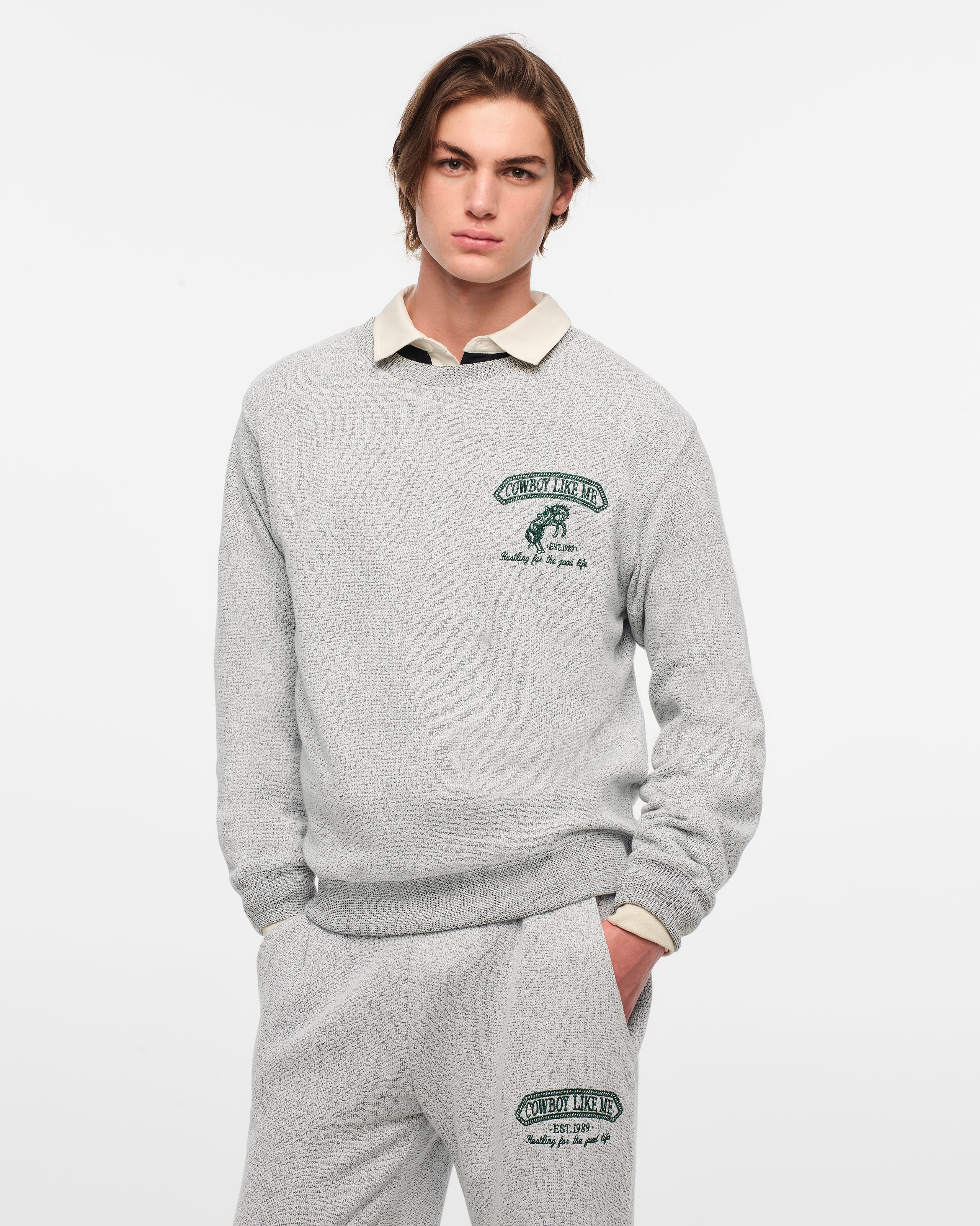 Cowboy Like Me Crewneck L model